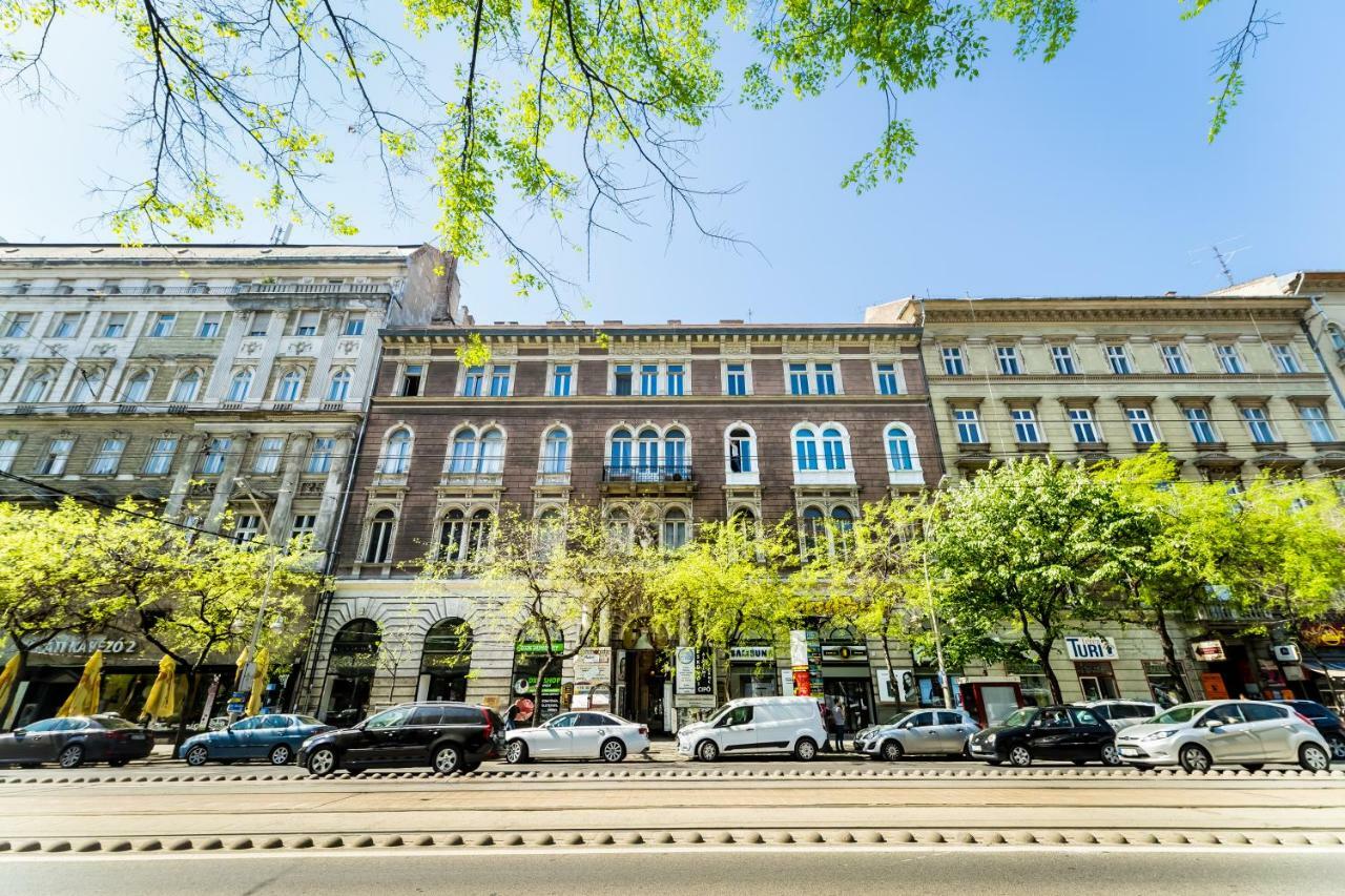 Hopfer Luxury * Budapest
